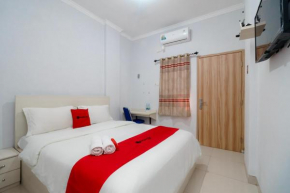 RedDoorz near Pantai Barat Pangandaran 2